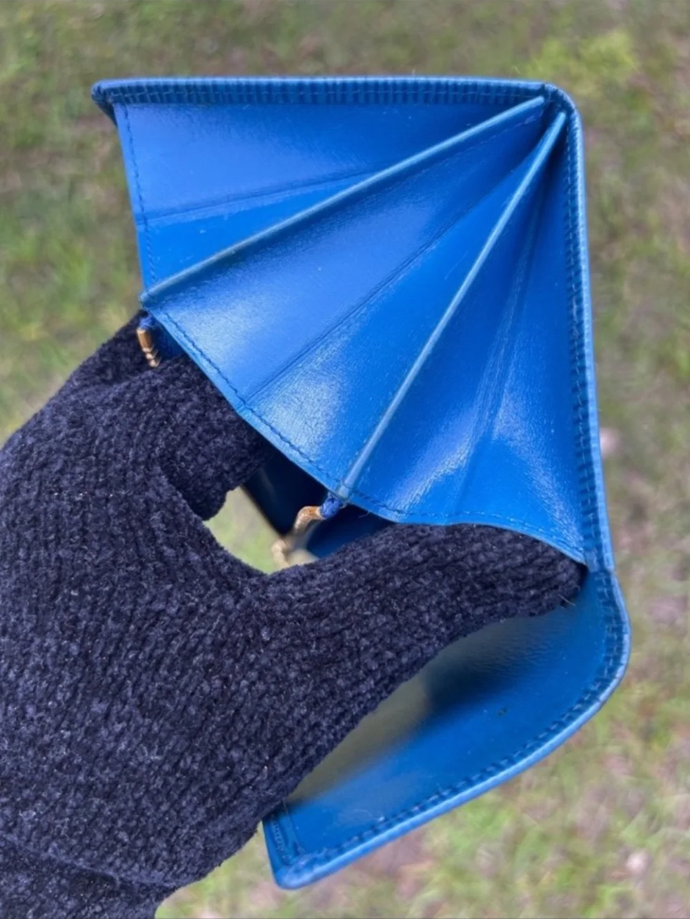 Blue Louis Vuitton Epi long wallet